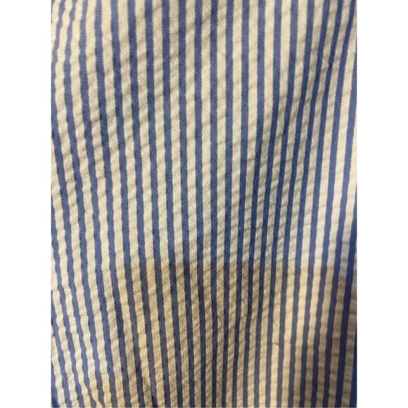 1901 NWT women’s striped seersucker, blue and white shorts. Size 8 - Picture 3 of 6